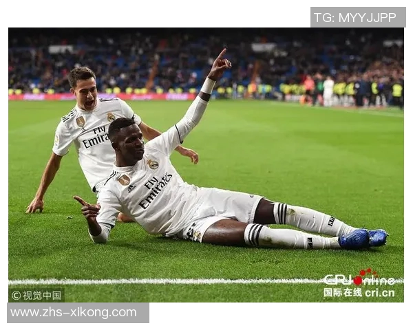 维尼修斯在安帅指导下迎来职业生涯新高峰贡献92球60助攻展现非凡实力 维尼修斯在安帅指导下迎来职业生涯新高峰贡献92球60助攻展现非凡实力