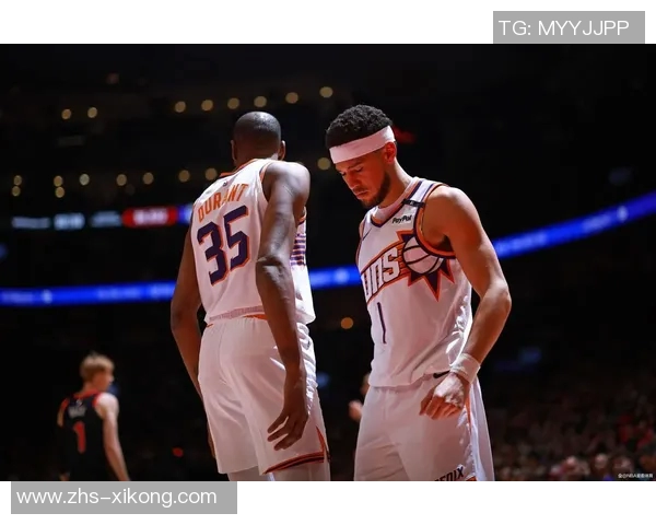 布克全能表现助球队取胜23投10中斩获31分8助攻三分球命中率高达66 布克全能表现助球队取胜23投10中斩获31分8助攻三分球命中率高达66