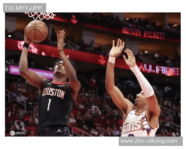 布克谈绝杀三分未中经历成长不后悔选择展现勇气与决心